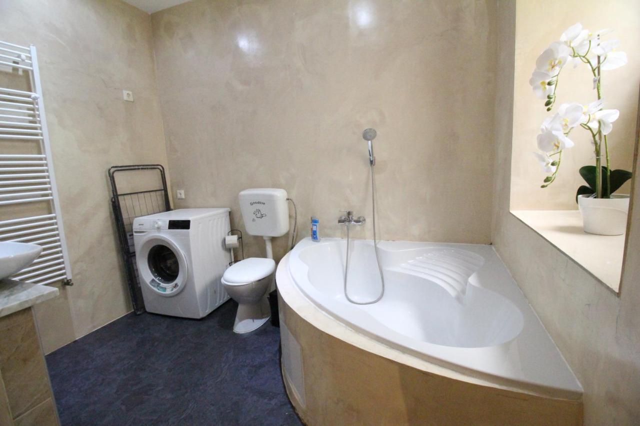 Private Triple Bedroom Rf1 Wiedeń Zewnętrze zdjęcie